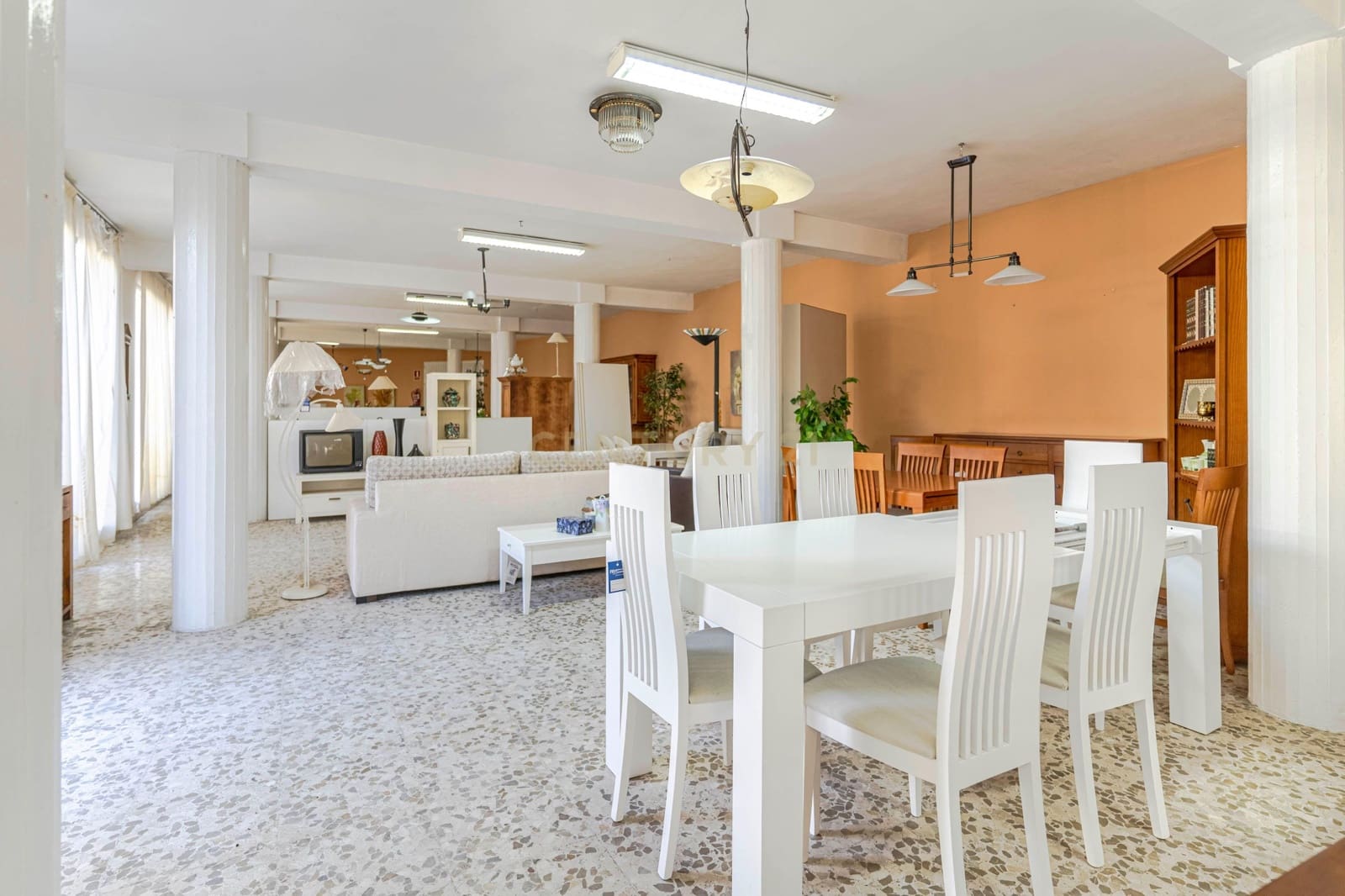 Kommersiell til salgs i Salobrena - € 2 500 000 (Ref: 9308800)