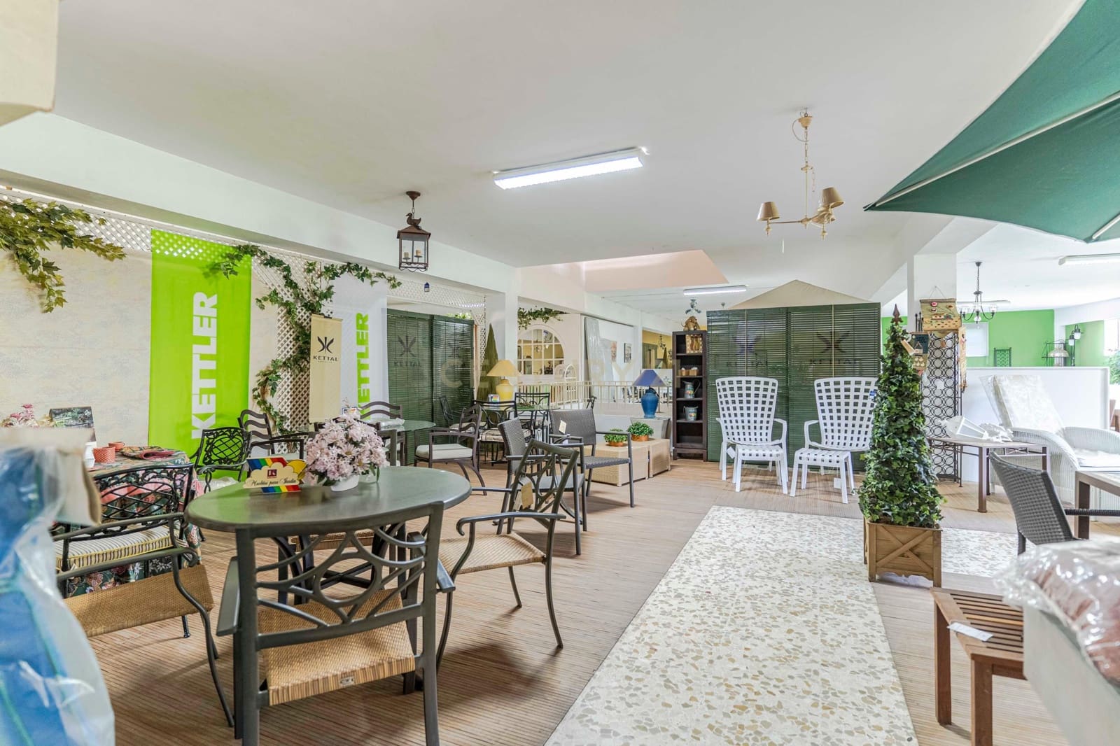 Kommersiell til salgs i Salobrena - € 2 500 000 (Ref: 9308800)