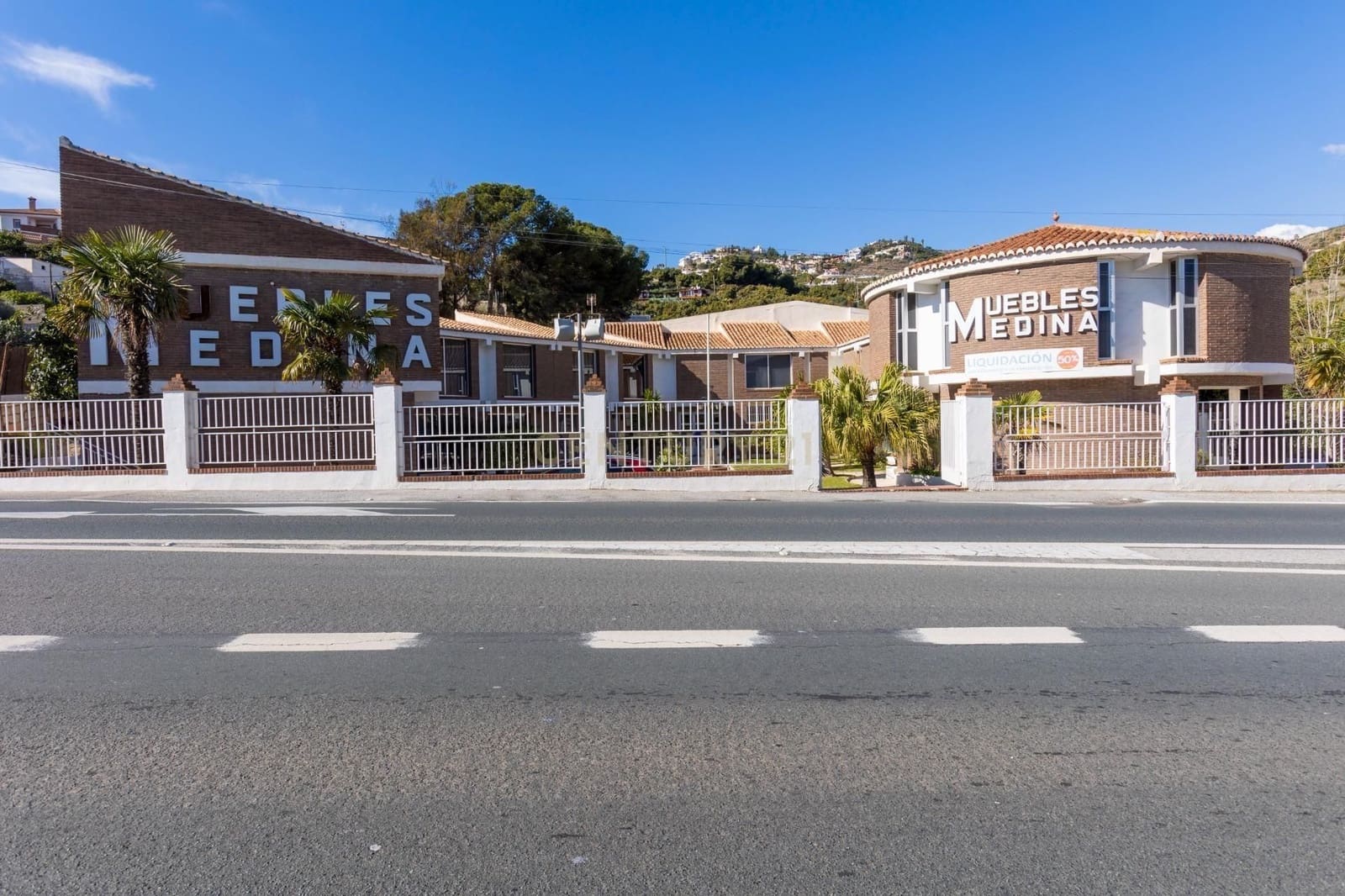 Kommersiell til salgs i Salobrena - € 2 500 000 (Ref: 9308800)