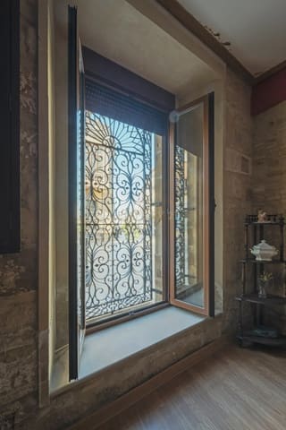 10 bedroom Townhouse for sale in Baeza - € 760,000 (Ref: 9308802)