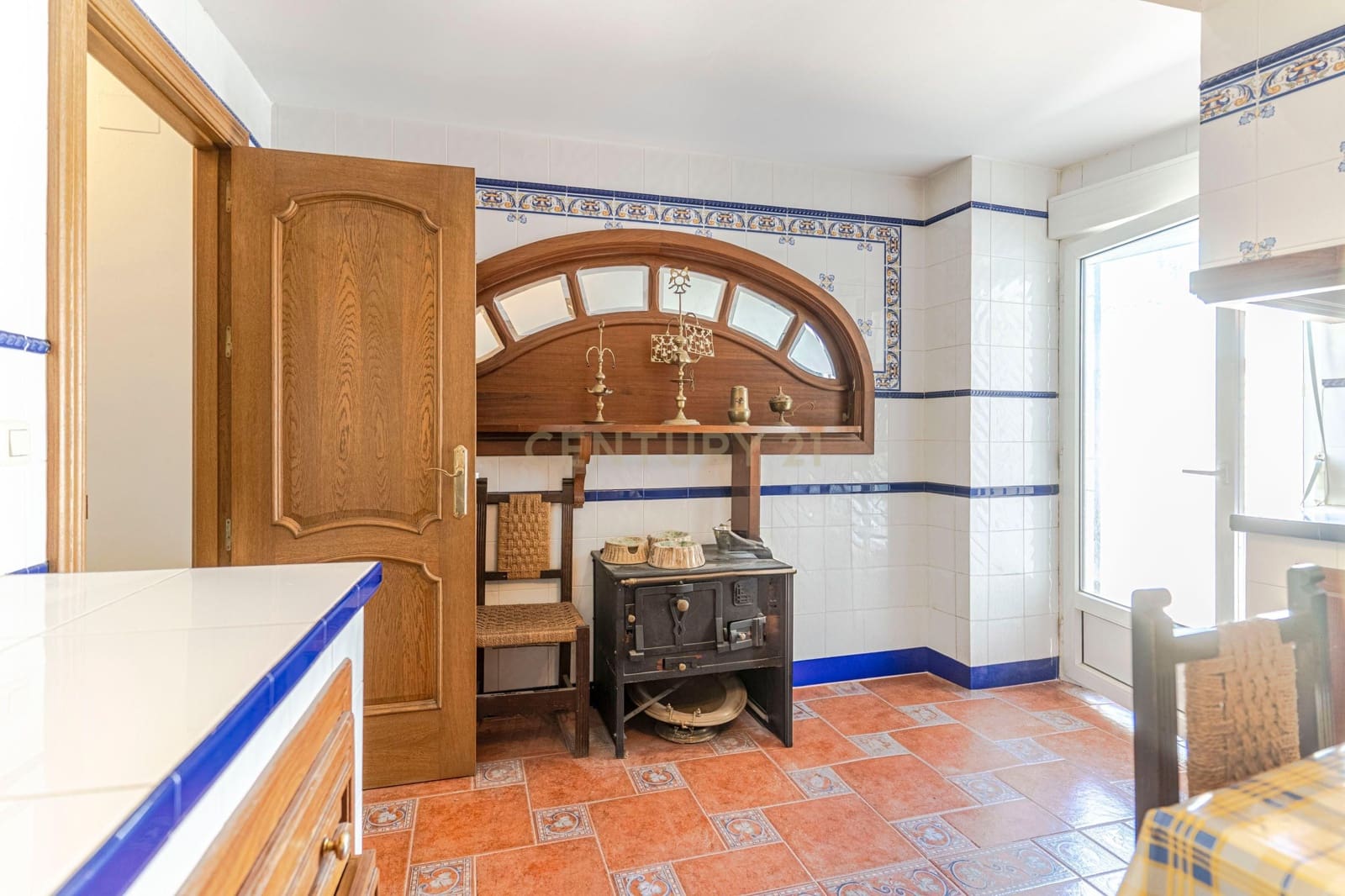 10 makuuhuone Omakotitalo myytävänä paikassa Baeza - 760 000 € (Ref: 9308802)