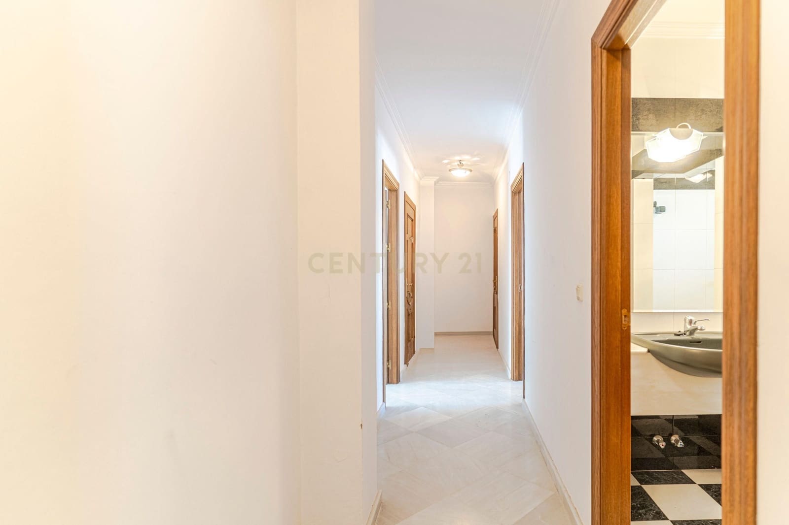 10 makuuhuone Omakotitalo myytävänä paikassa Baeza - 760 000 € (Ref: 9308802)