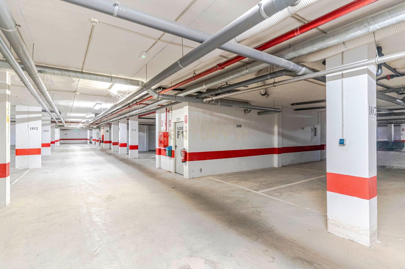 2 soveværelse Lejlighed til salg i Velez de Benaudalla med swimmingpool - € 134.000 (Ref: 9322375)