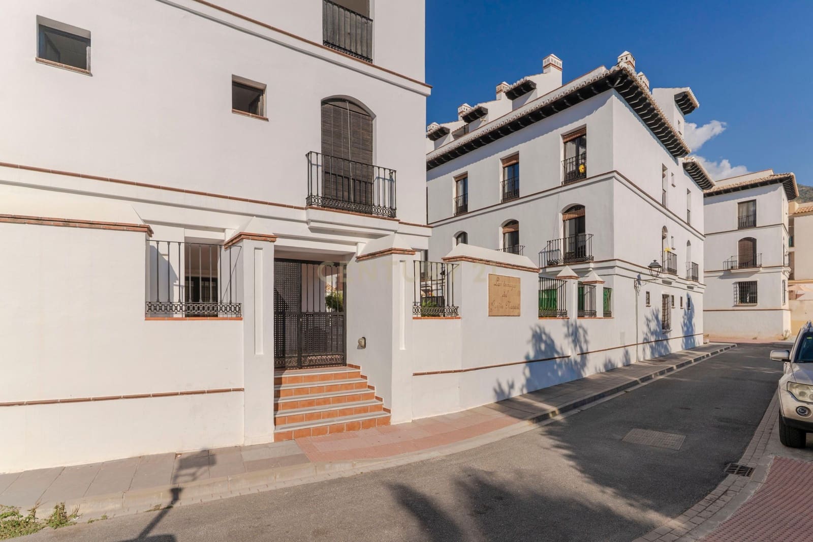 2 soveværelse Lejlighed til salg i Velez de Benaudalla med swimmingpool - € 134.000 (Ref: 9322375)