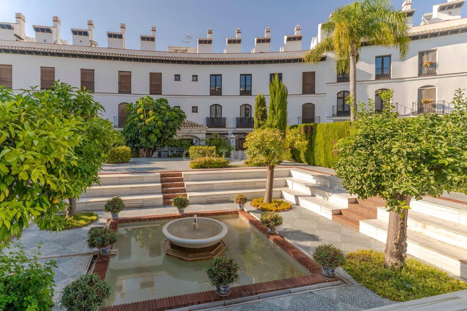 2 soveværelse Lejlighed til salg i Velez de Benaudalla med swimmingpool - € 134.000 (Ref: 9322375)