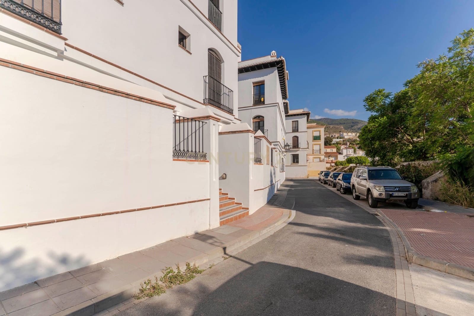 2 soveværelse Lejlighed til salg i Velez de Benaudalla med swimmingpool - € 134.000 (Ref: 9322375)