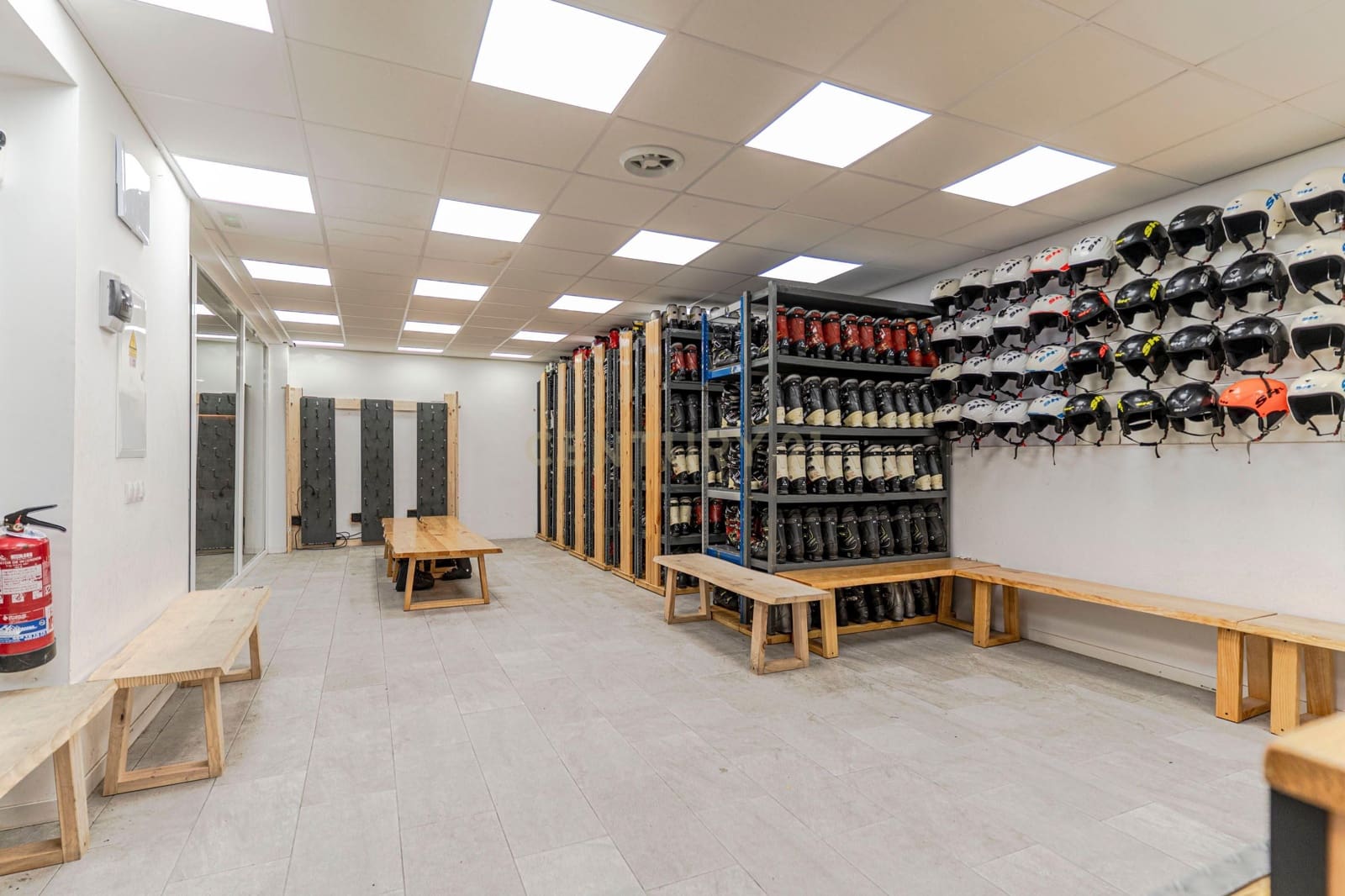 Erhverv til salg i Sierra Nevada - € 1.100.000 (Ref: 9325280)