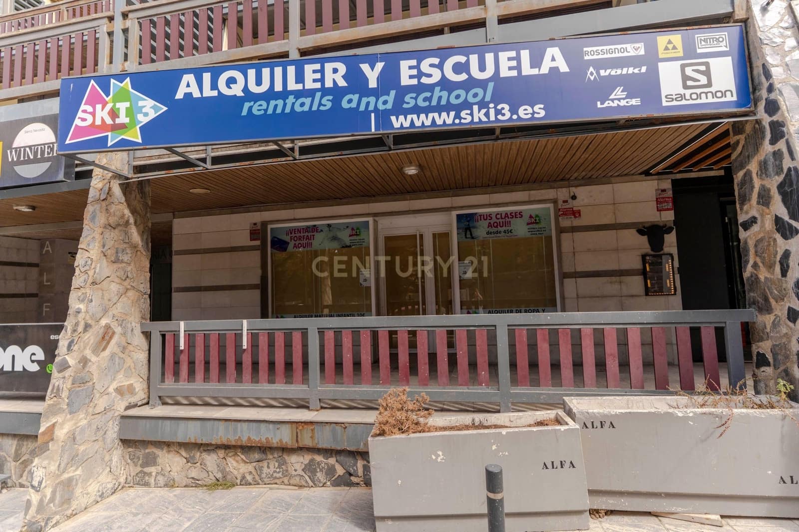 Erhverv til salg i Sierra Nevada - € 1.100.000 (Ref: 9325280)