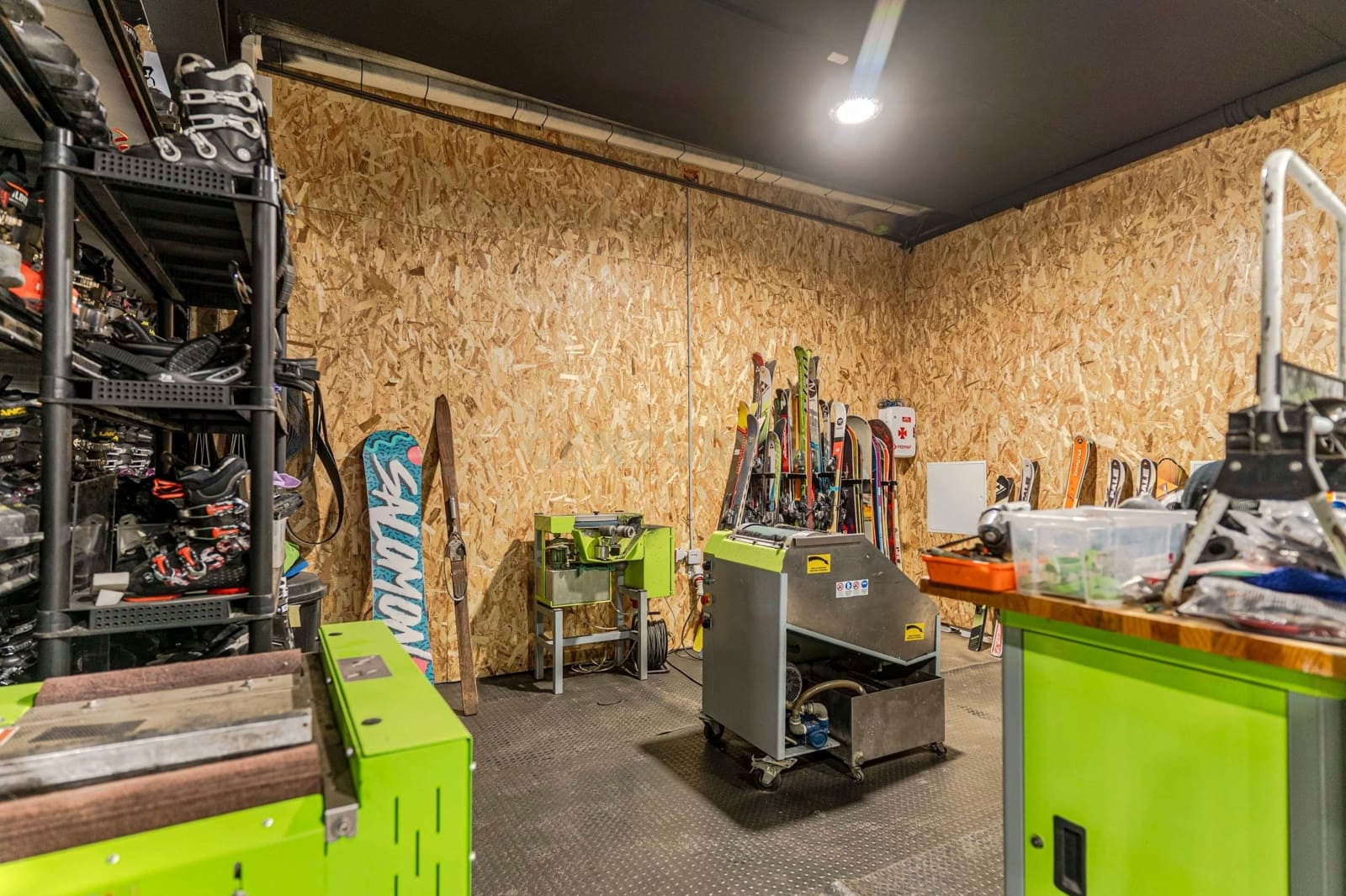 Erhverv til salg i Sierra Nevada - € 1.100.000 (Ref: 9325280)