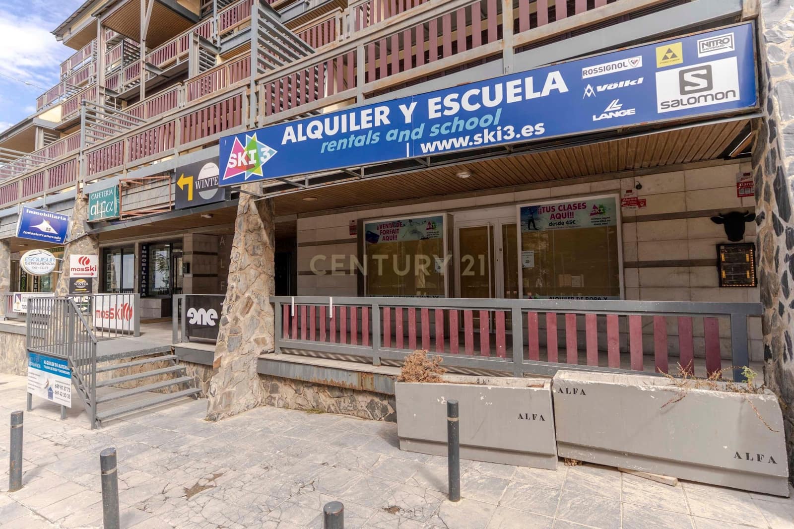 Erhverv til salg i Sierra Nevada - € 1.100.000 (Ref: 9325280)