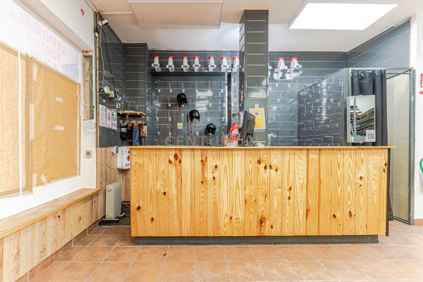 Erhverv til salg i Sierra Nevada - € 1.100.000 (Ref: 9325280)