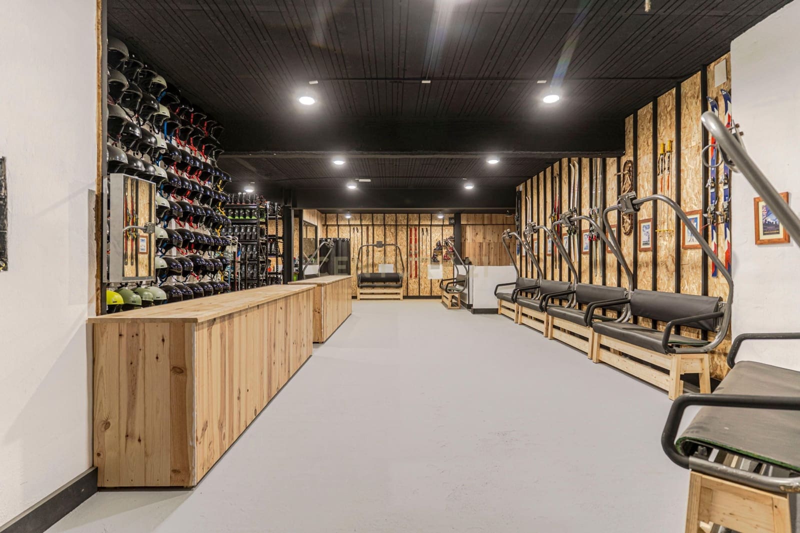 Erhverv til salg i Sierra Nevada - € 1.100.000 (Ref: 9325280)