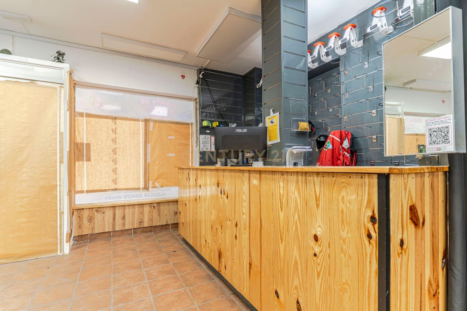 Erhverv til salg i Sierra Nevada - € 1.100.000 (Ref: 9325280)