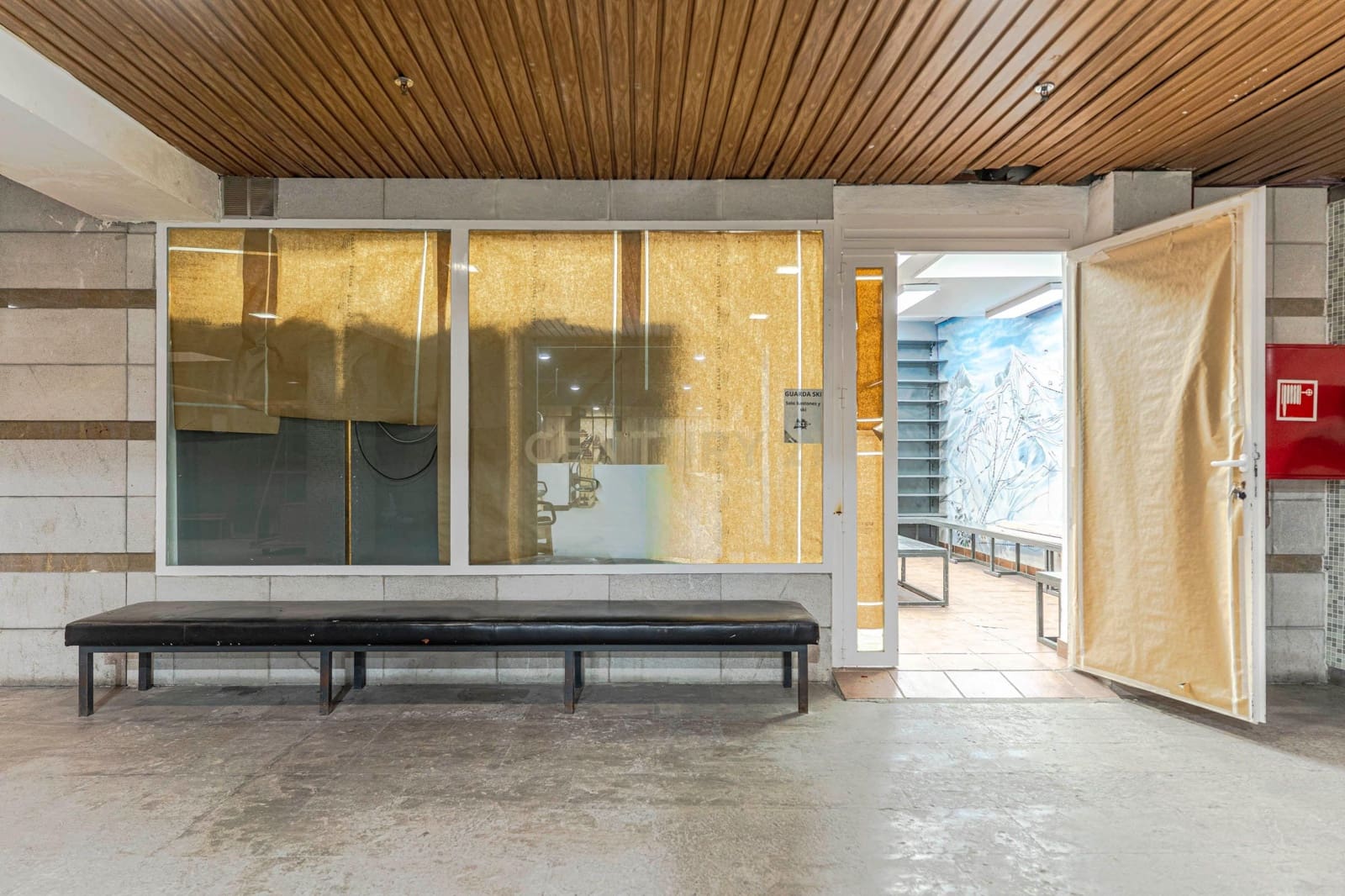 Erhverv til salg i Sierra Nevada - € 1.100.000 (Ref: 9325280)