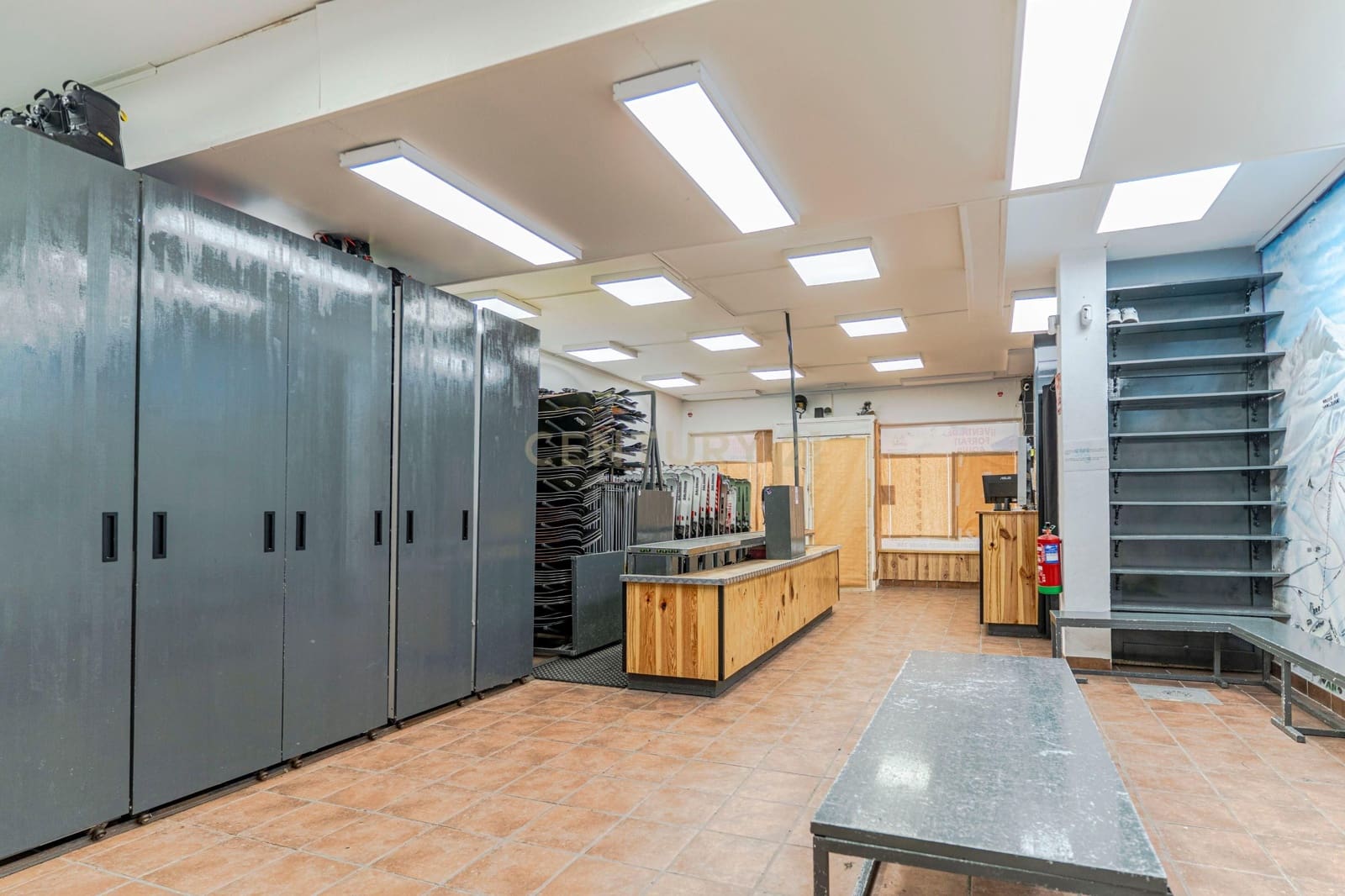 Erhverv til salg i Sierra Nevada - € 1.100.000 (Ref: 9325280)