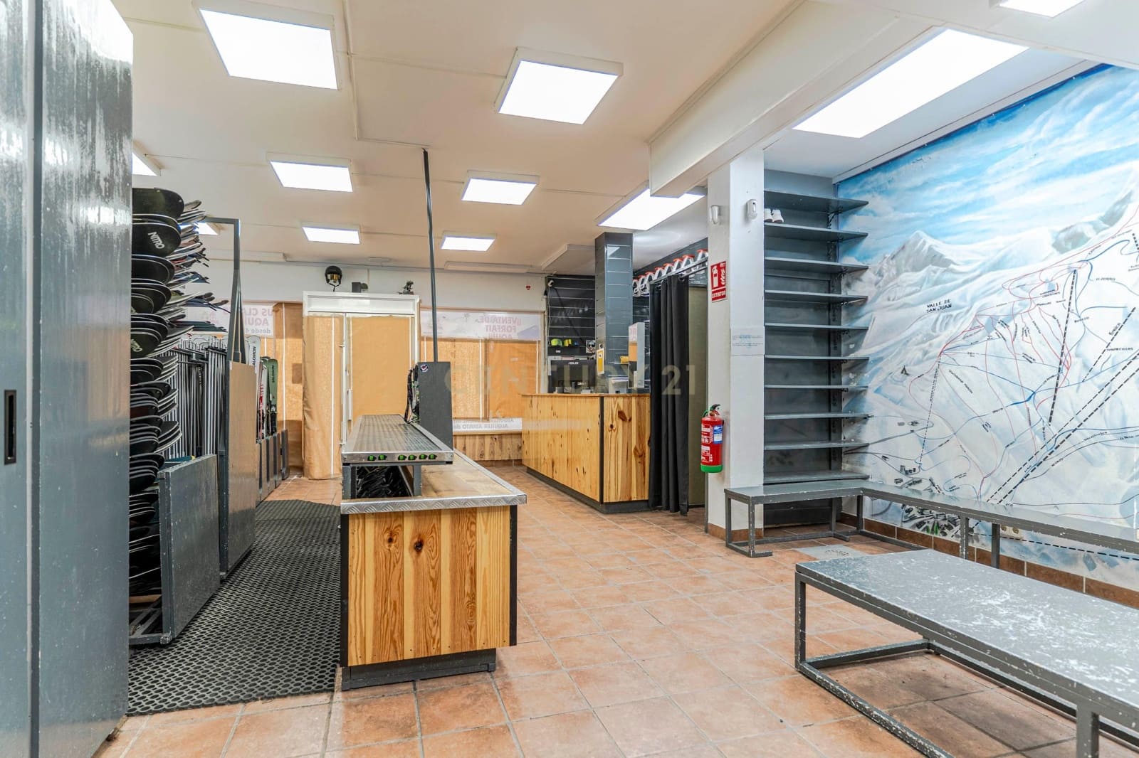 Erhverv til salg i Sierra Nevada - € 1.100.000 (Ref: 9325280)