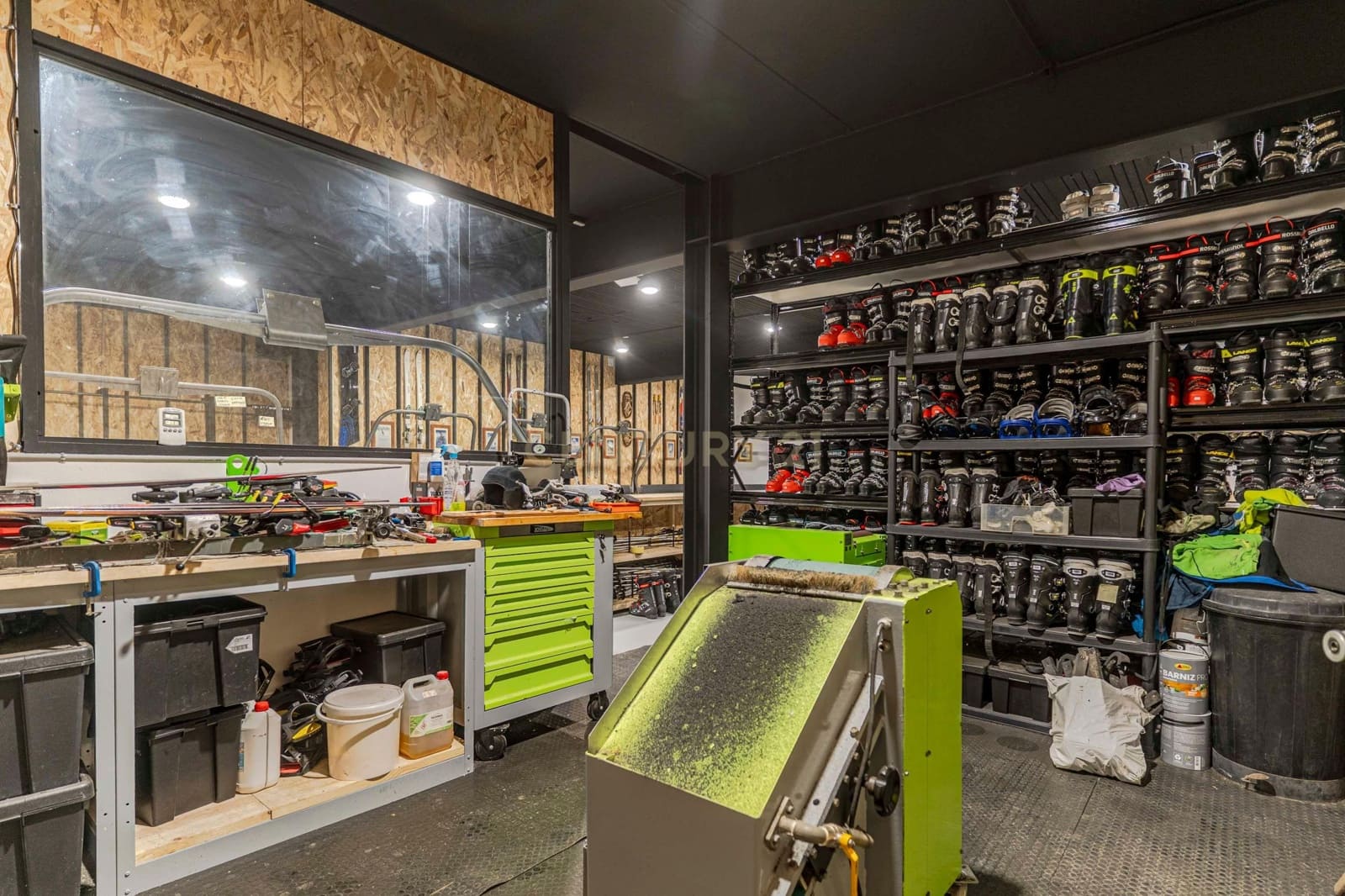 Erhverv til salg i Sierra Nevada - € 1.100.000 (Ref: 9325280)