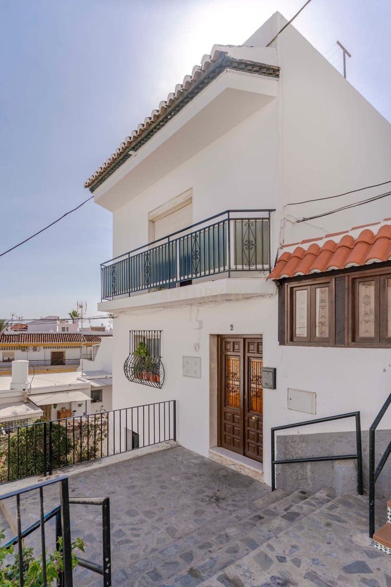 3 soveværelse Byhus til salg i Salobrena - € 180.000 (Ref: 9329872)