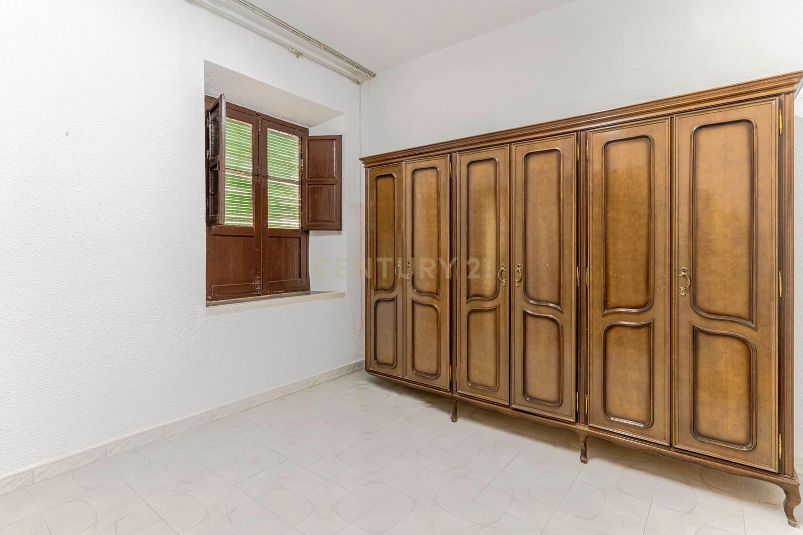 5 slaapkamer Huis te koop in Itrabo - € 180.000 (Ref: 9331056)