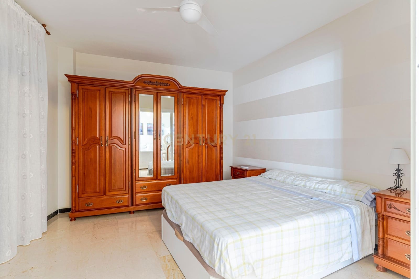 5 chambre Maison de Ville à vendre à Pinos Puente avec garage - 165 000 € (Ref: 9331057)