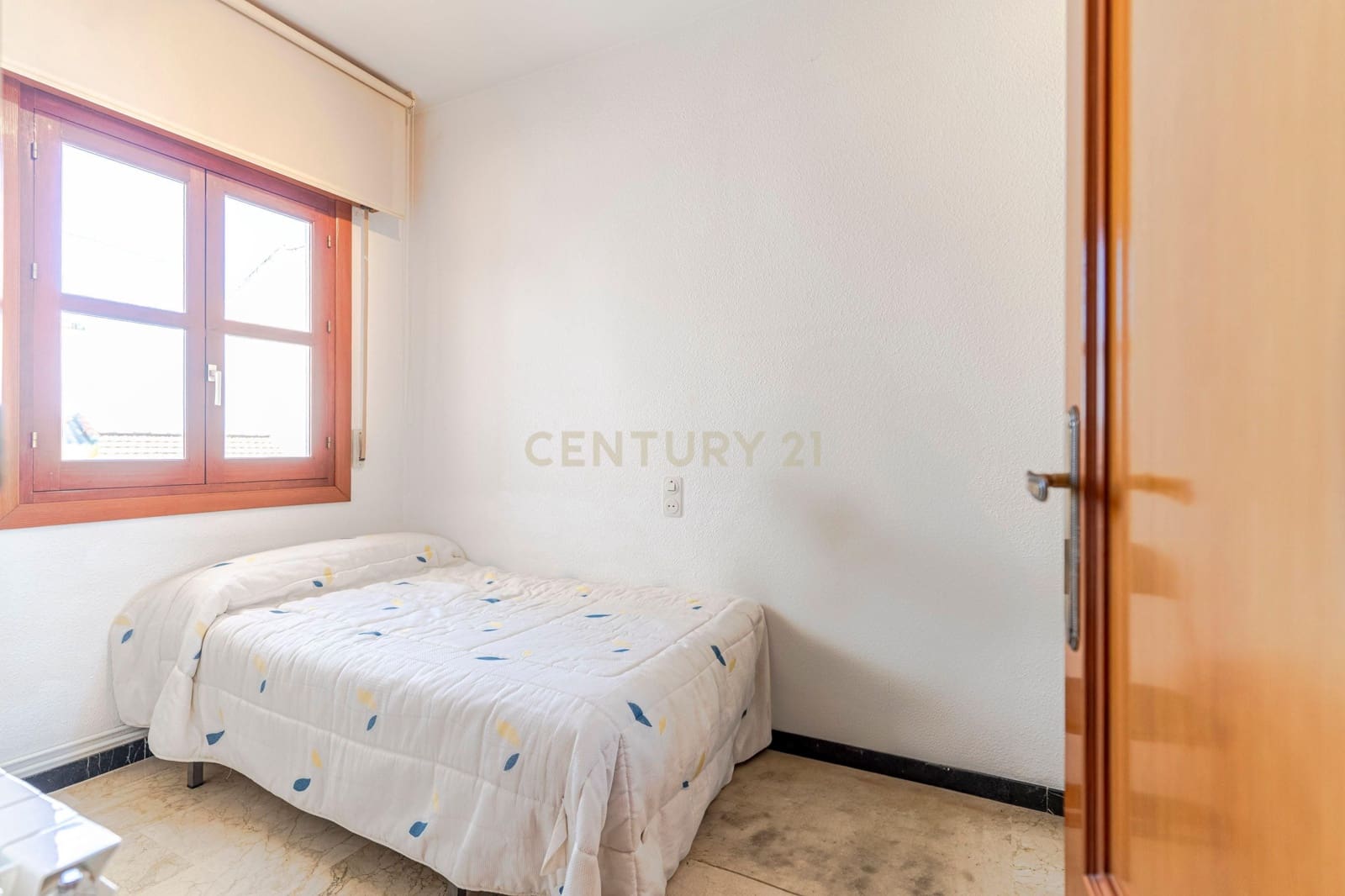 5 chambre Maison de Ville à vendre à Pinos Puente avec garage - 165 000 € (Ref: 9331057)