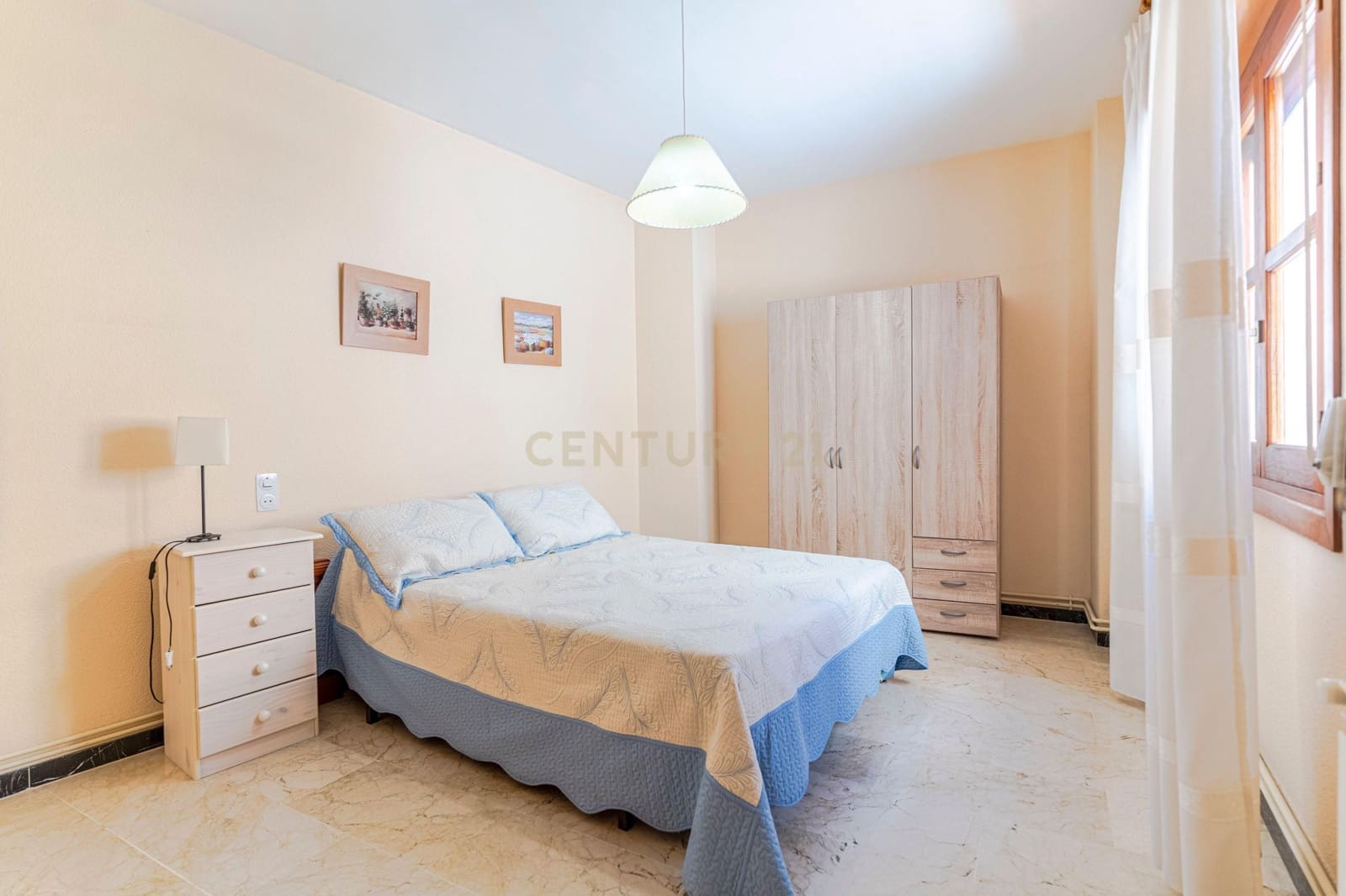 5 chambre Maison de Ville à vendre à Pinos Puente avec garage - 165 000 € (Ref: 9331057)