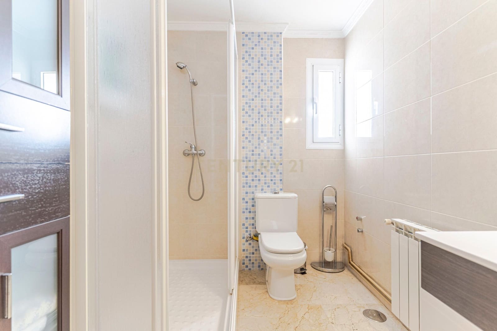 5 chambre Maison de Ville à vendre à Pinos Puente avec garage - 165 000 € (Ref: 9331057)