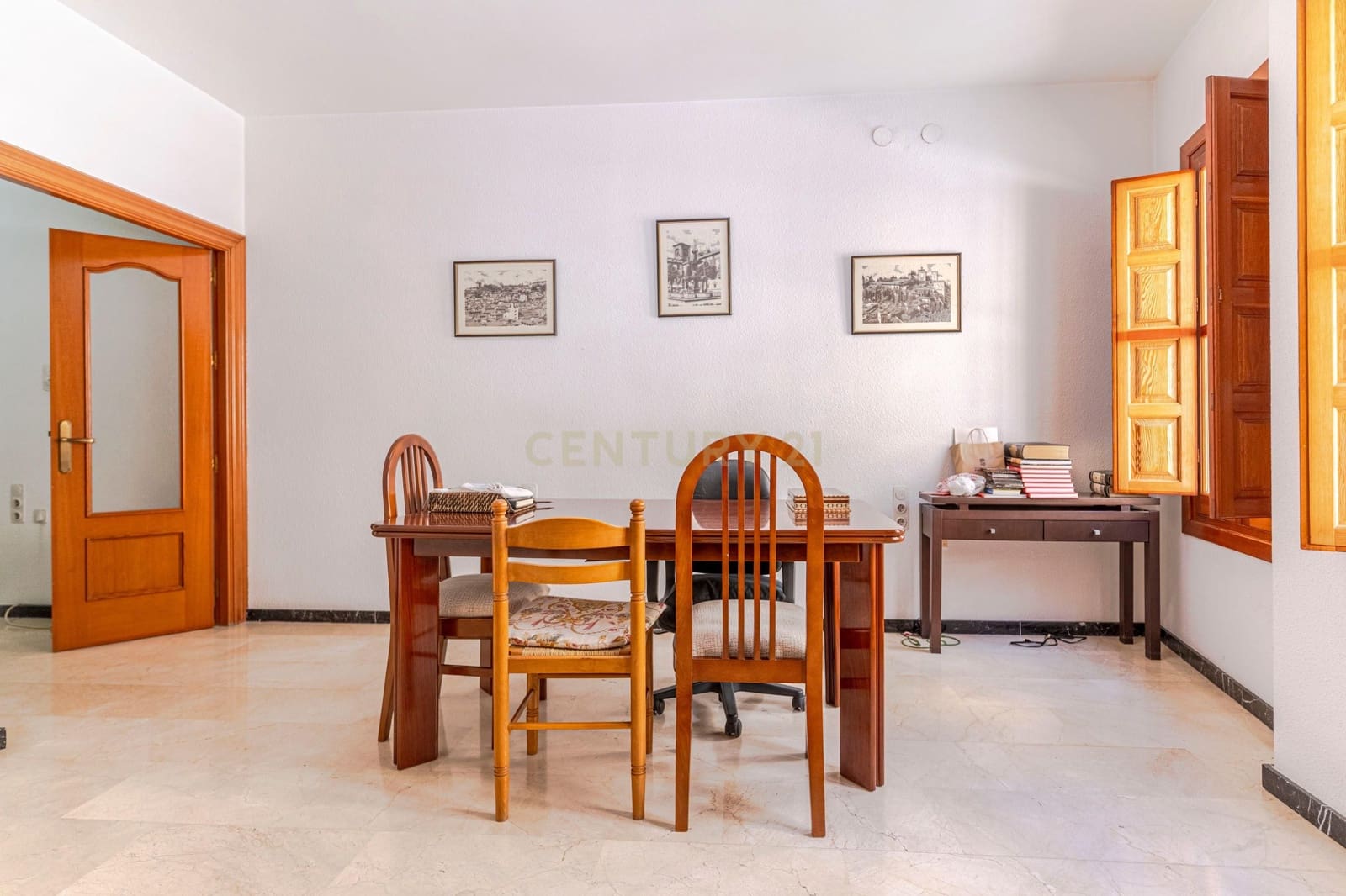 5 chambre Maison de Ville à vendre à Pinos Puente avec garage - 165 000 € (Ref: 9331057)