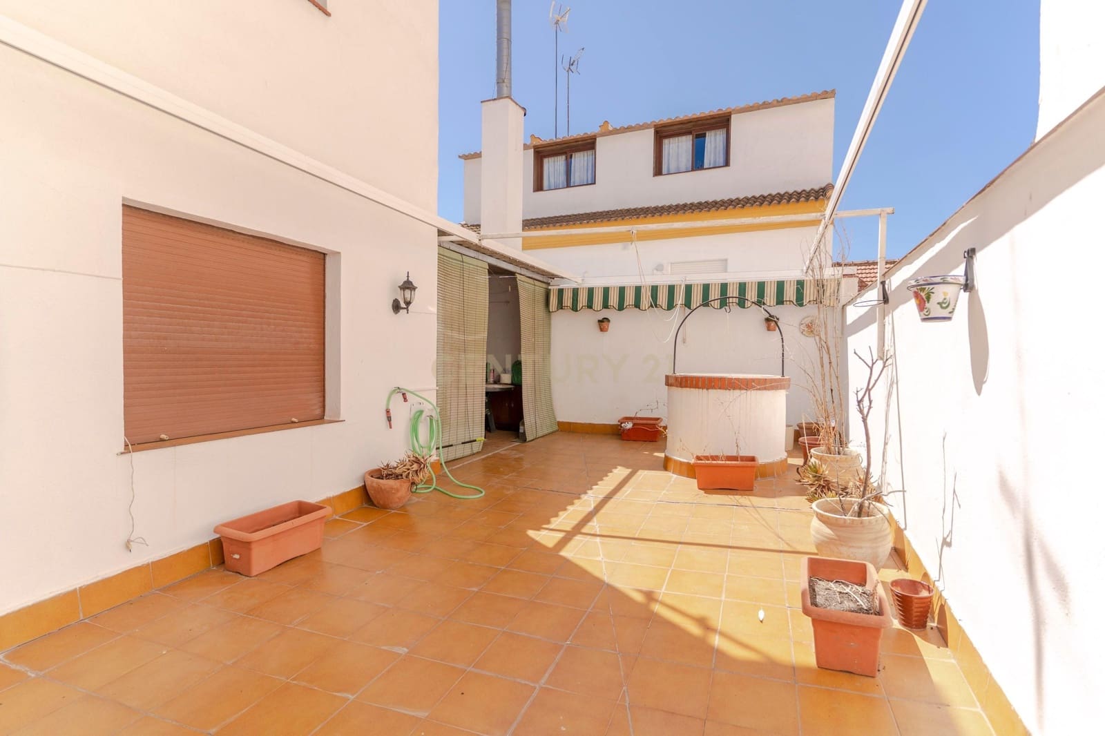 5 chambre Maison de Ville à vendre à Pinos Puente avec garage - 165 000 € (Ref: 9331057)