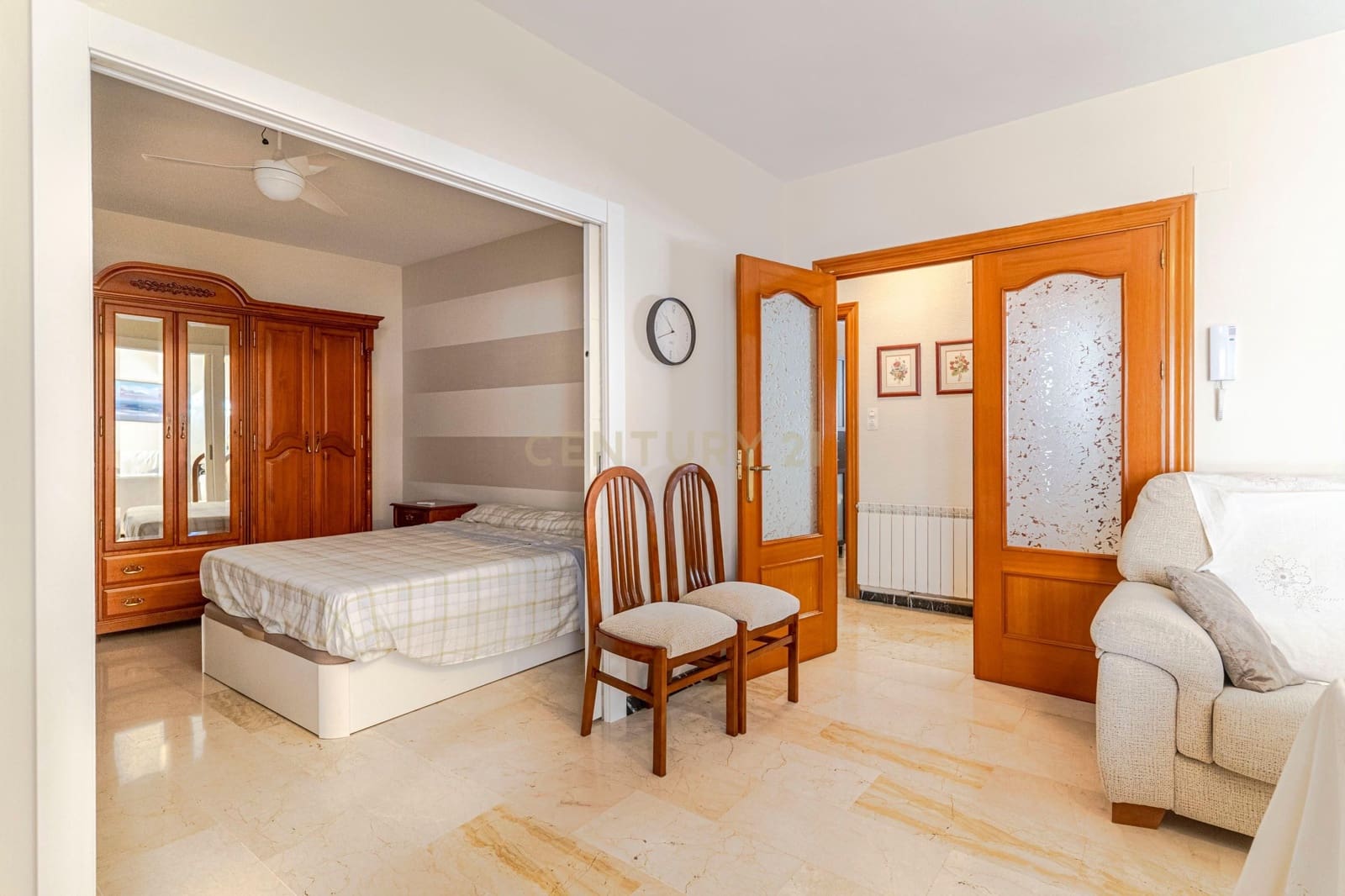 5 chambre Maison de Ville à vendre à Pinos Puente avec garage - 165 000 € (Ref: 9331057)