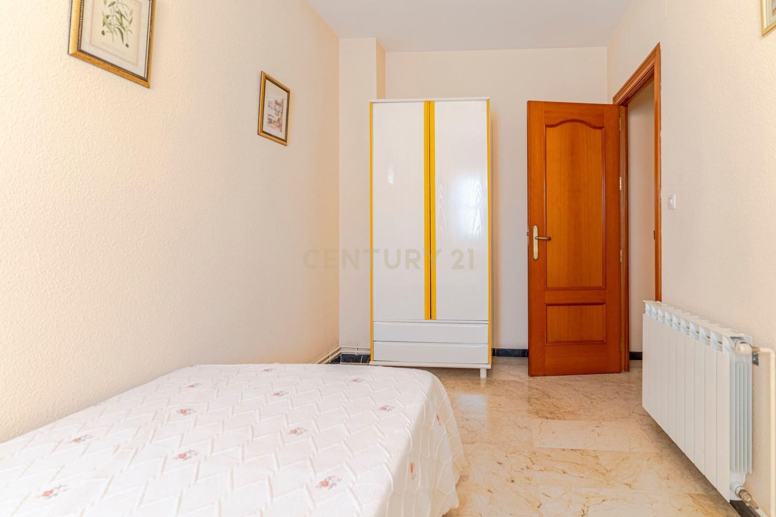 5 chambre Maison de Ville à vendre à Pinos Puente avec garage - 165 000 € (Ref: 9331057)