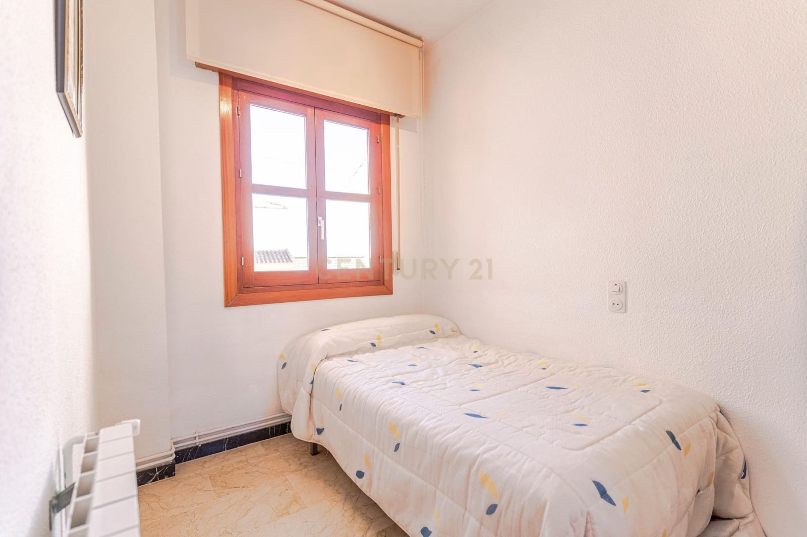 5 chambre Maison de Ville à vendre à Pinos Puente avec garage - 165 000 € (Ref: 9331057)