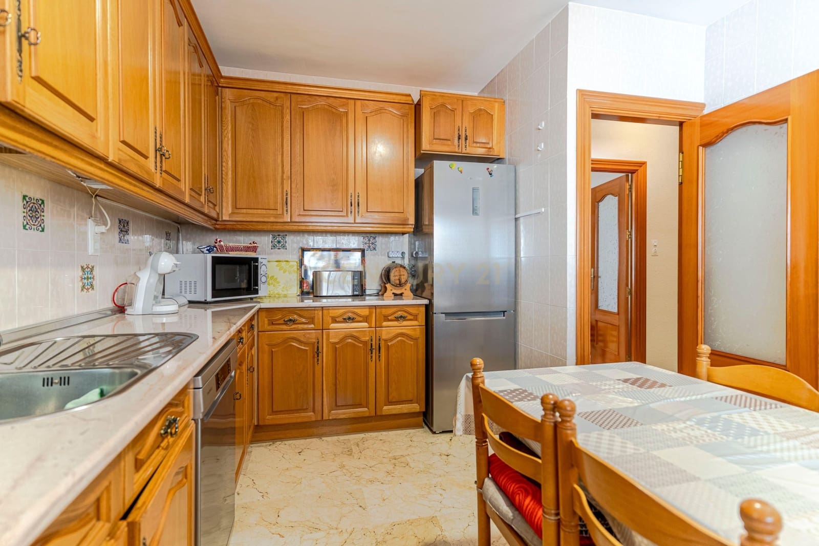 5 chambre Maison de Ville à vendre à Pinos Puente avec garage - 165 000 € (Ref: 9331057)