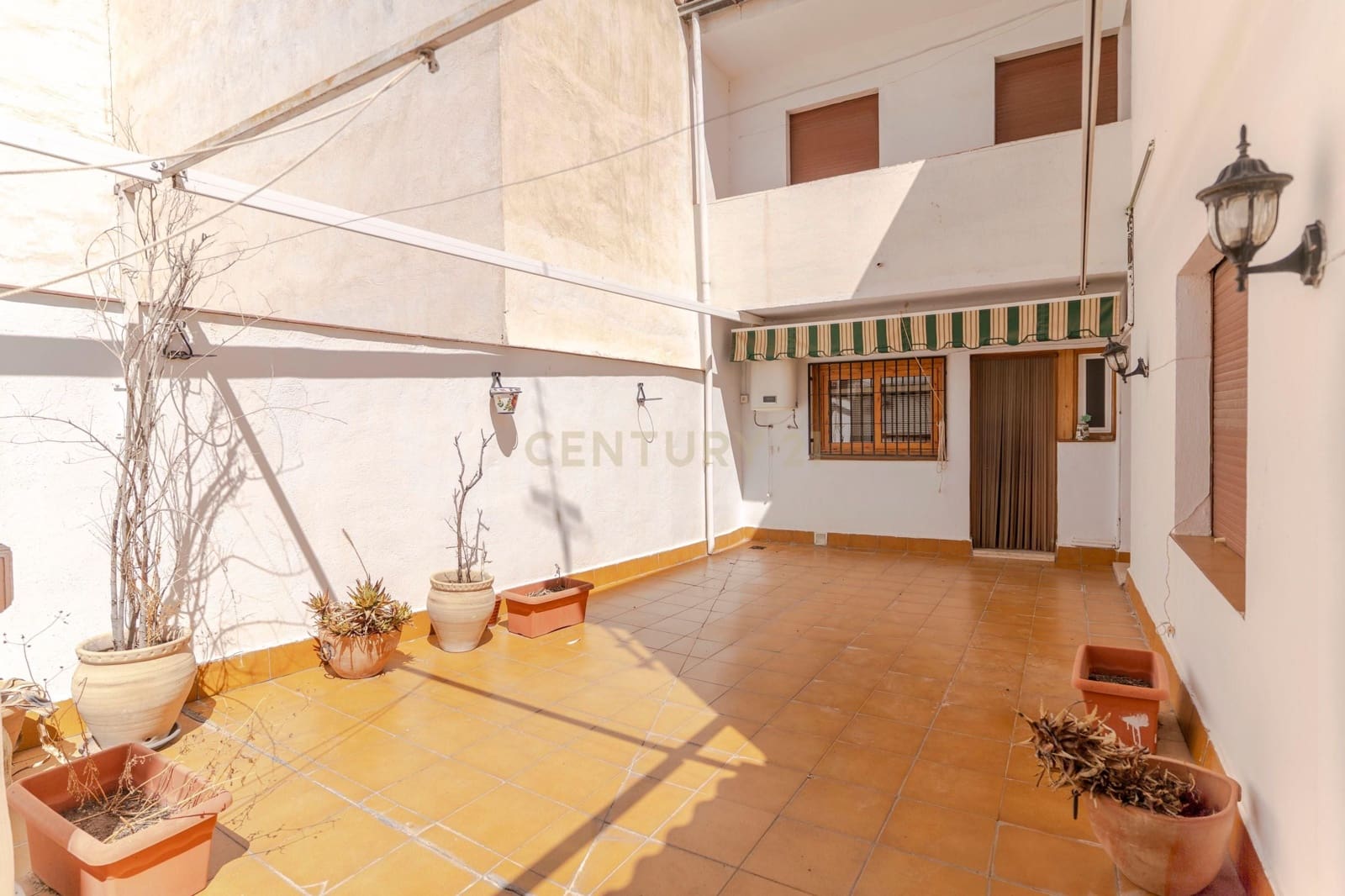 5 chambre Maison de Ville à vendre à Pinos Puente avec garage - 165 000 € (Ref: 9331057)