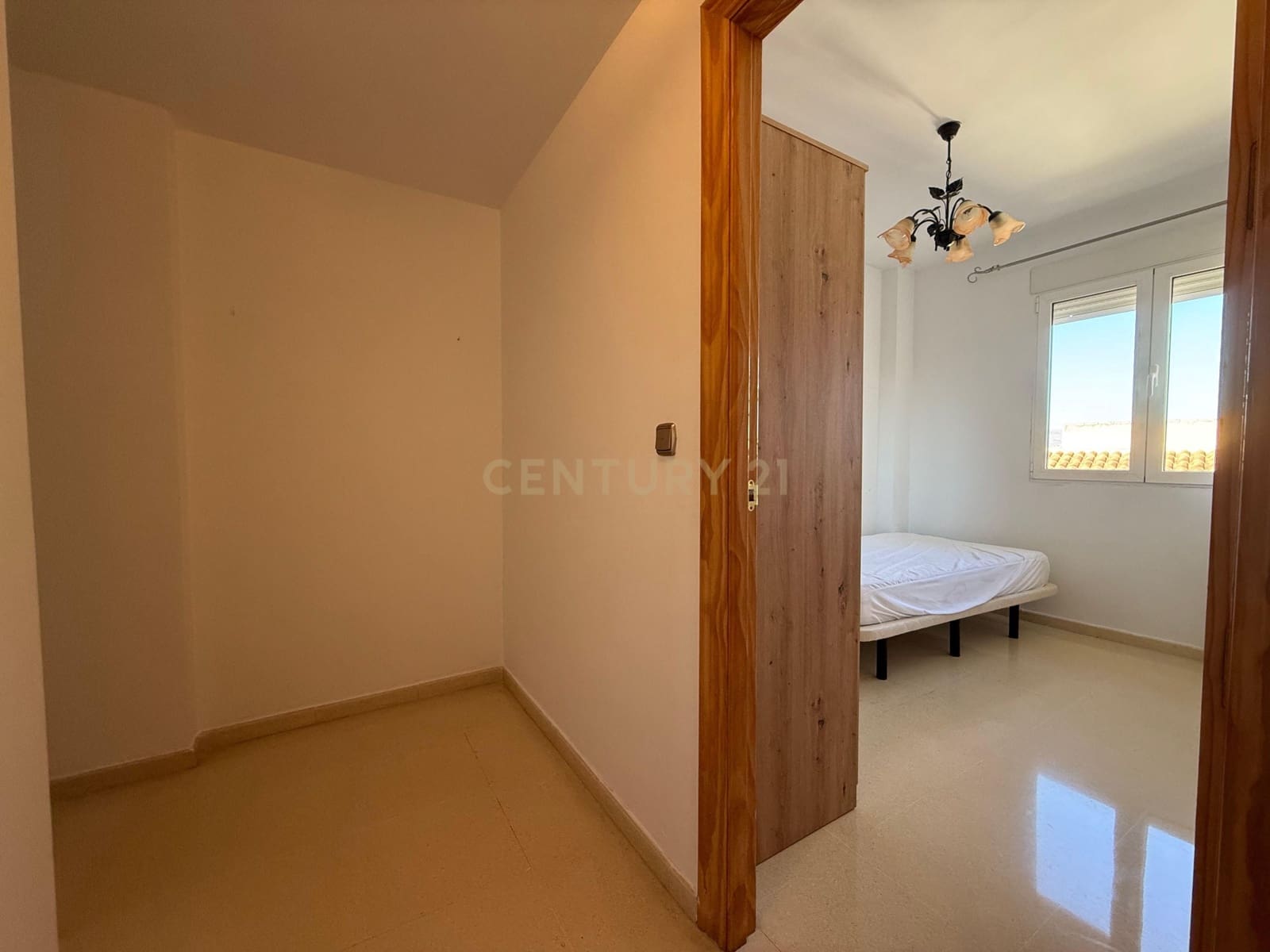 3 bedroom Flat for rent in Alhendin - € 700 (Ref: 9338658)