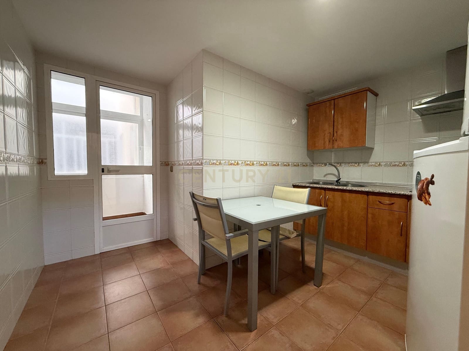 3 bedroom Flat for rent in Alhendin - € 700 (Ref: 9338658)