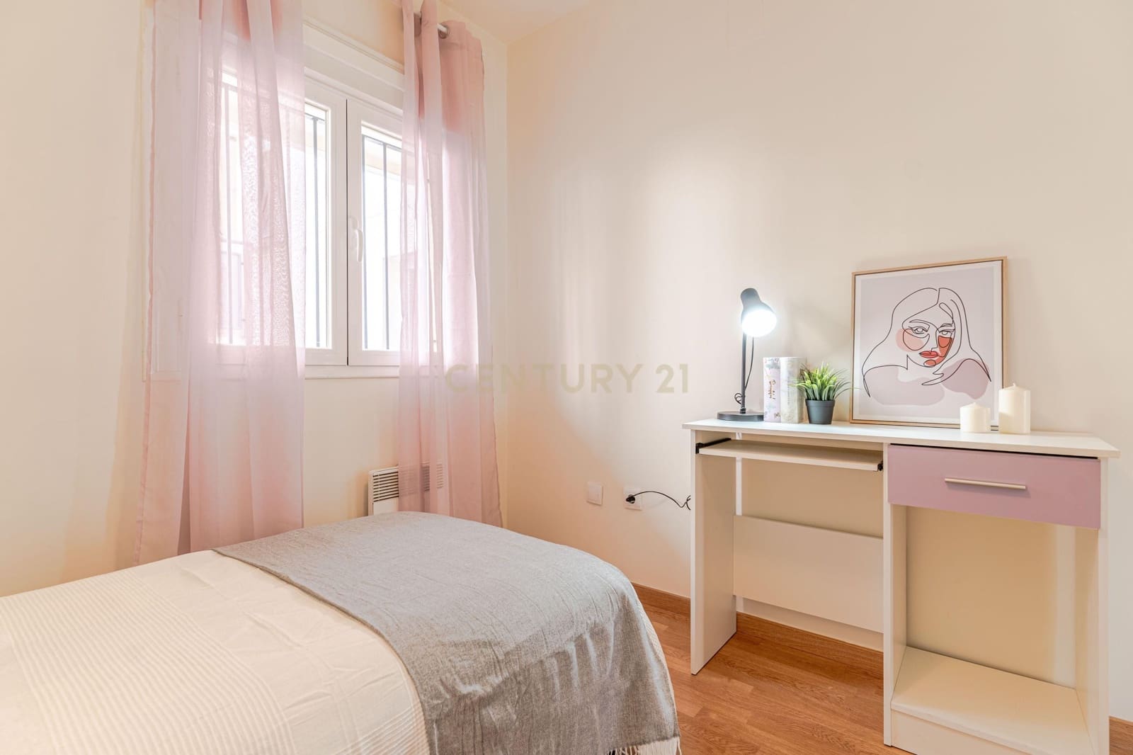 2 soveværelse Lejlighed til salg i Las Gabias med swimmingpool - € 134.900 (Ref: 9340392)