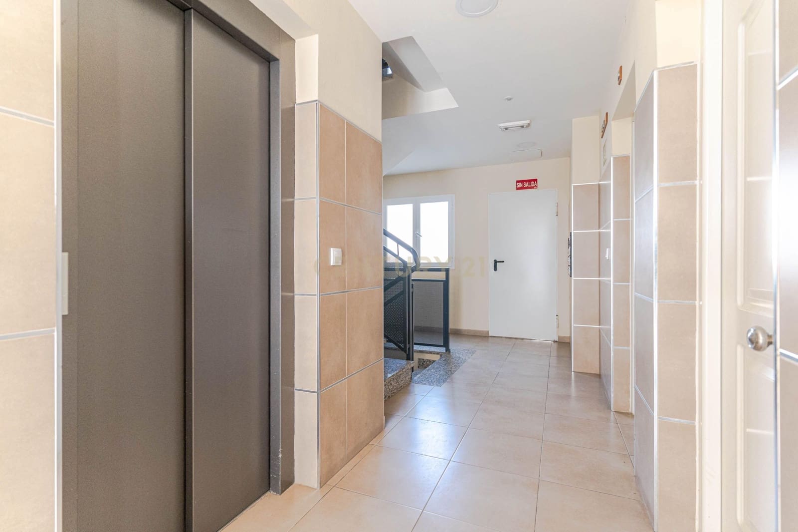 2 soveværelse Lejlighed til salg i Las Gabias med swimmingpool - € 134.900 (Ref: 9340392)