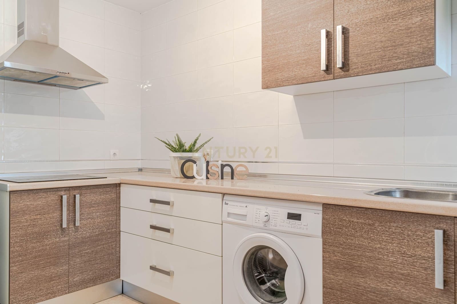 2 soveværelse Lejlighed til salg i Las Gabias med swimmingpool - € 134.900 (Ref: 9340392)