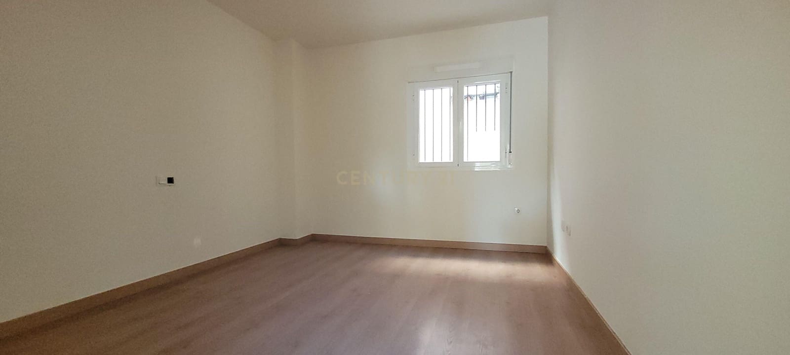 2 soverom Leilighet til salgs i Las Gabias med svømmebasseng - € 134 900 (Ref: 9340392)