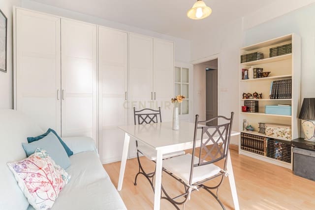 3 chambre Appartement à vendre à Camino de Ronda - Rosaleda, Grenade ville - 299 000 € (Ref: 9348682)