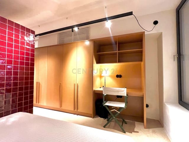 1 slaapkamer Studio te huur in Pajaritos - Plaza de Toros, Granada stad - € 750 (Ref: 9348684)