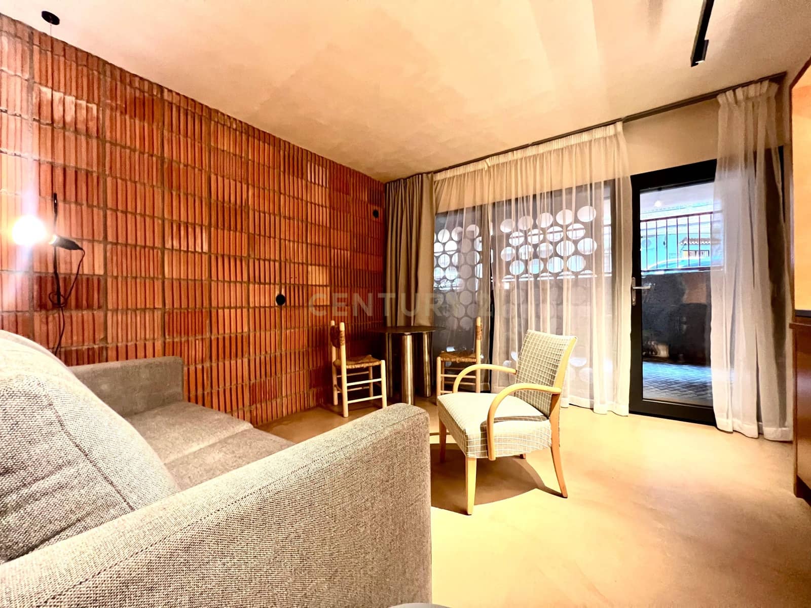 1 slaapkamer Studio te huur in Granada stad - € 750 (Ref: 9348684)