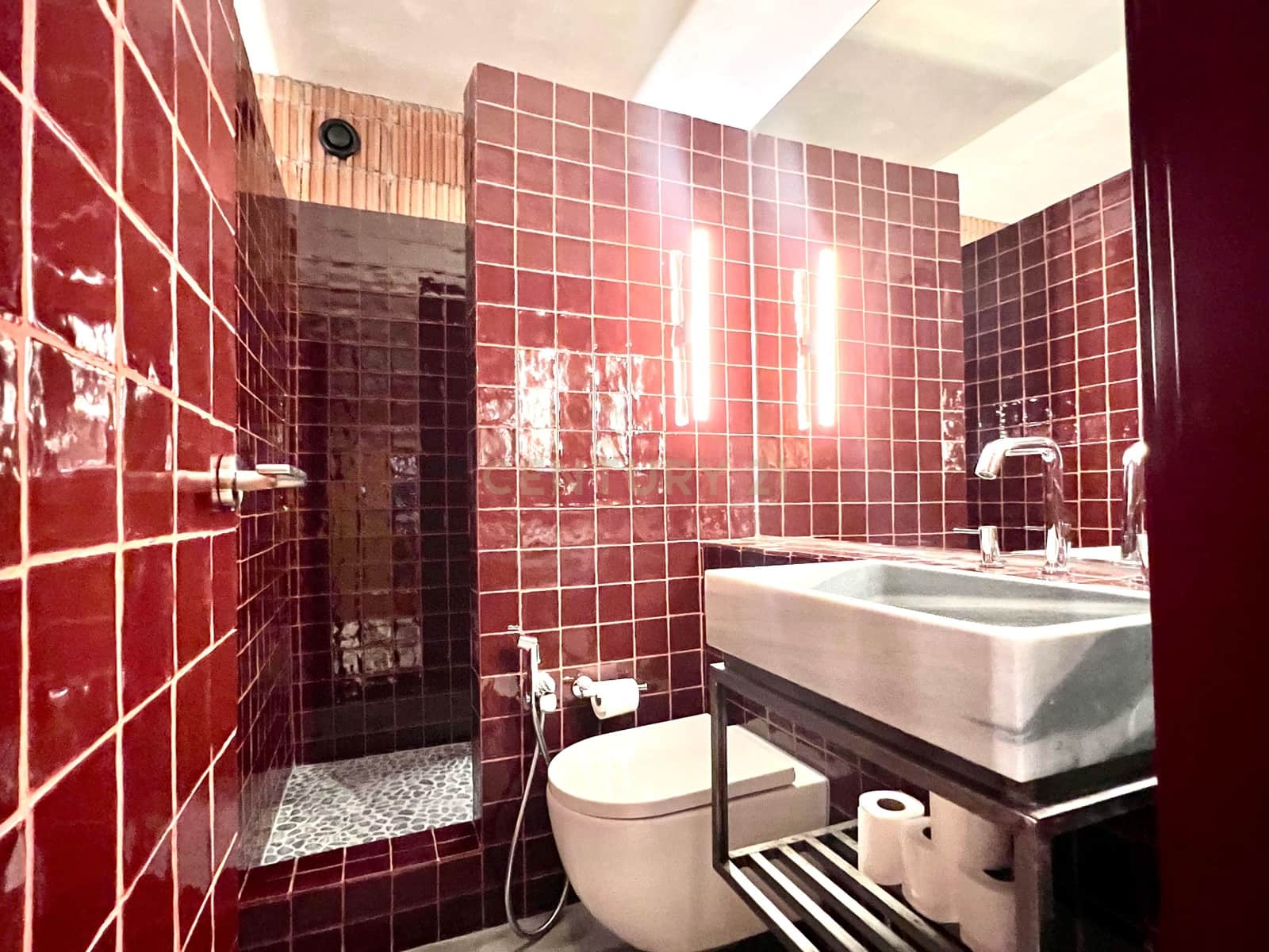 1 slaapkamer Studio te huur in Granada stad - € 750 (Ref: 9348684)