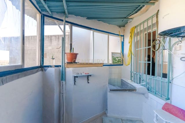 3 makuuhuone Omakotitalo myytävänä paikassa Itrabo - 59 500 € (Ref: 9348809)