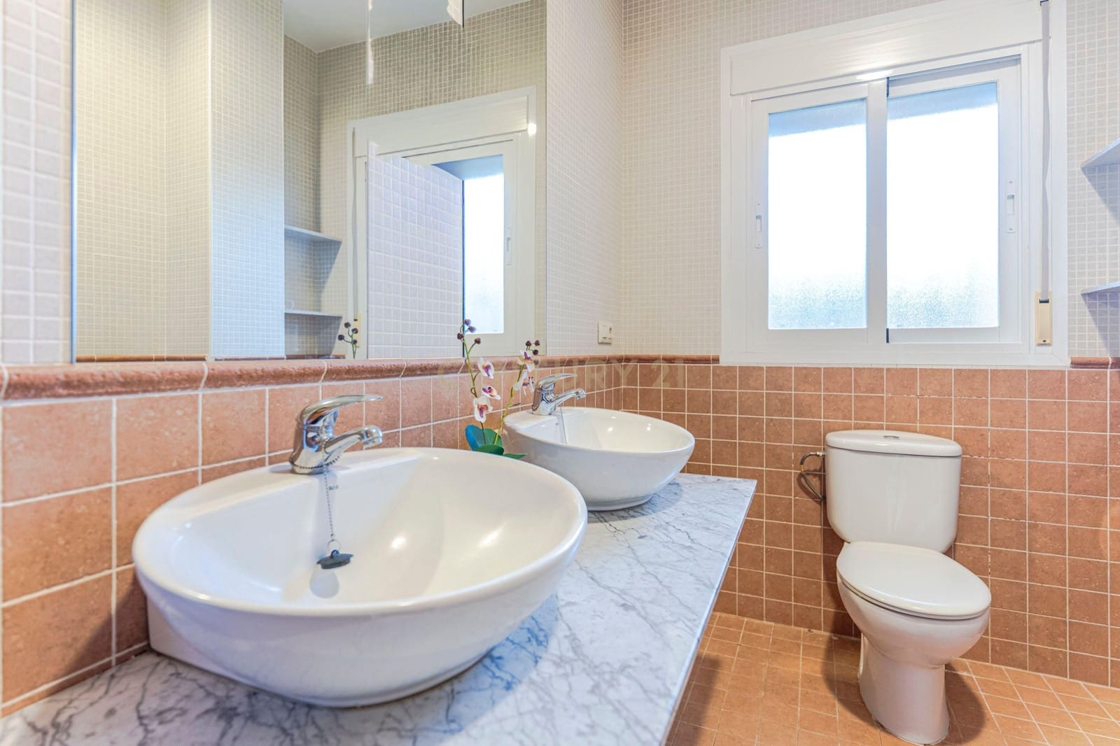 4 makuuhuone Omakotitalo myytävänä paikassa Ugijar - 110 000 € (Ref: 9349811)