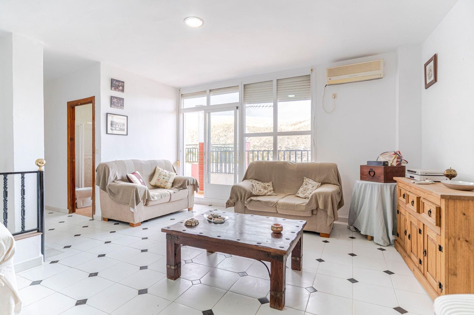 4 makuuhuone Omakotitalo myytävänä paikassa Ugijar - 110 000 € (Ref: 9349811)