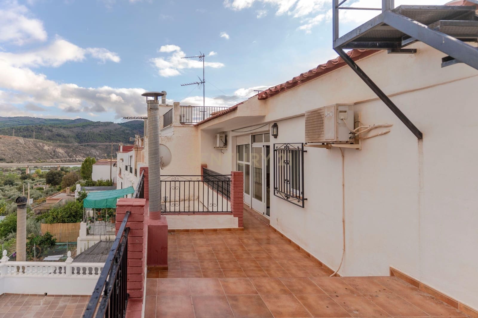 4 makuuhuone Omakotitalo myytävänä paikassa Ugijar - 110 000 € (Ref: 9349811)