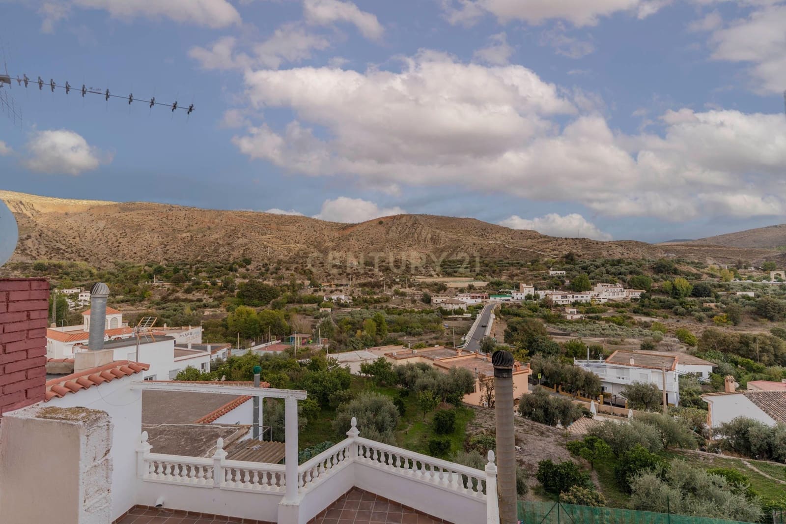 4 makuuhuone Omakotitalo myytävänä paikassa Ugijar - 110 000 € (Ref: 9349811)