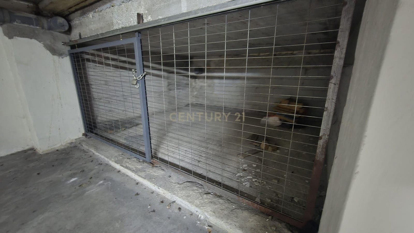 Garasje til salgs i Salobrena - € 11 900 (Ref: 9357225)